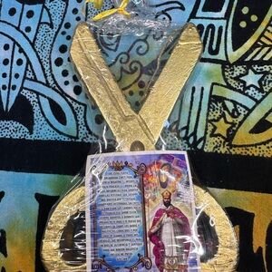 Gold Scissors Wall Decor